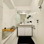 Mia - Grand - Apartment *